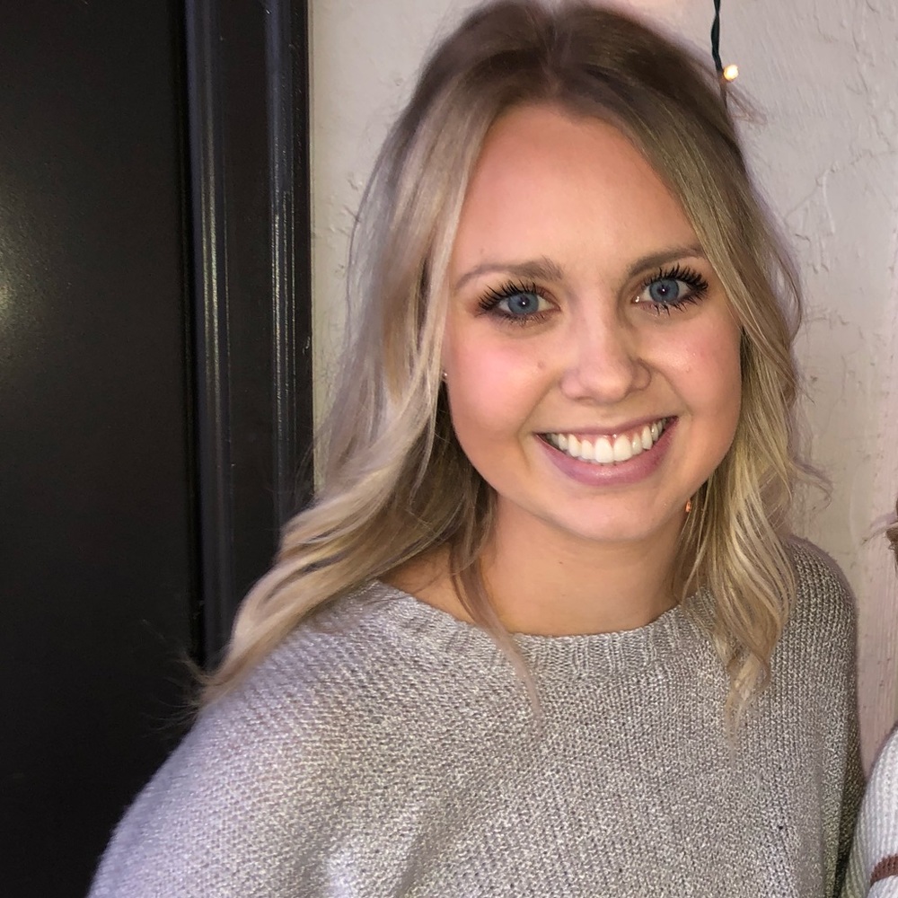 Meet your Posher, Ashley